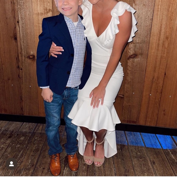 High-low Ruffle Dress - Picture 5 of 9